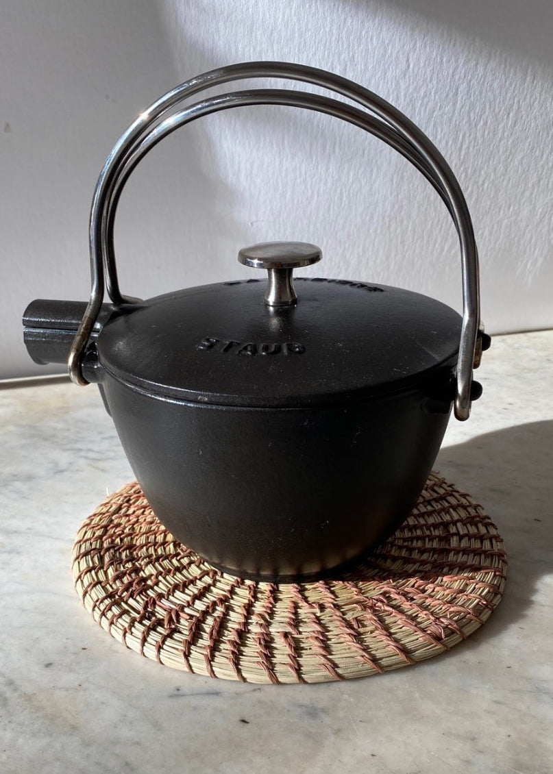 Intiearth Straw Trivet Tabletop Kitchen Accessories Collection for Home