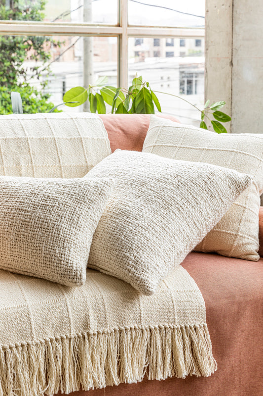 IntiEarth_Peruvian_Home_Decor_Caral_Collection_Flame_Throw_Pillows_Lumbar_20_inch_Grid_blanket