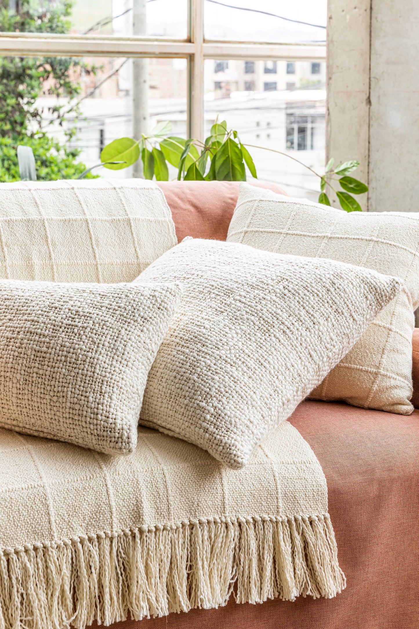 Intiearth_Caral_Collection_Grid_cotton_blanket_throw