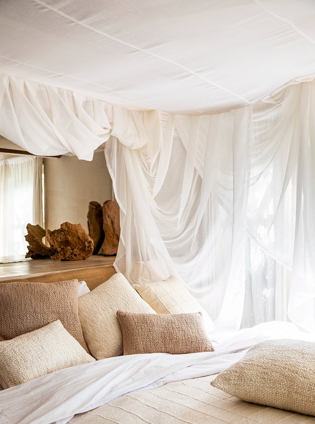 Intiearth_Caral_Flame_Pillows_Bedroom_SS25