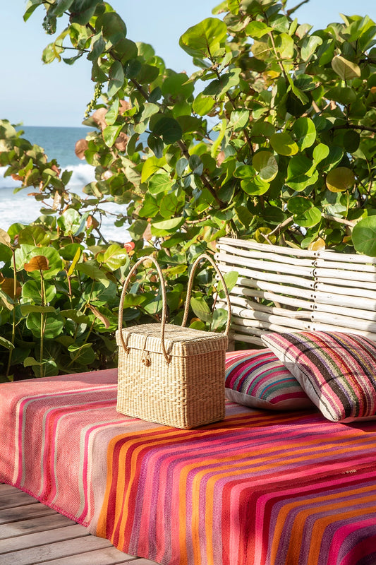 Intiearth_Picnic_Basket_daybed_SS25