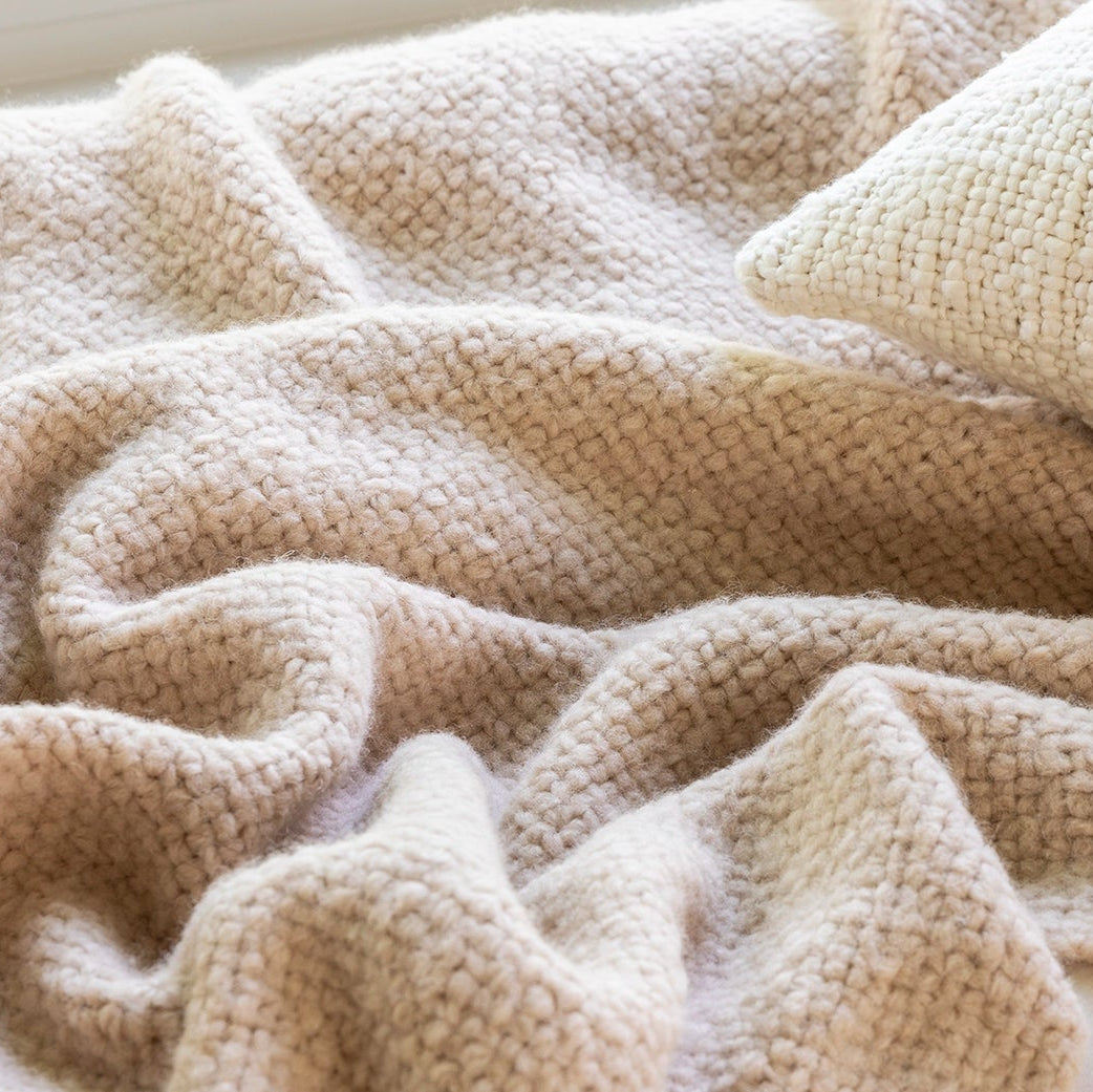Intiearth Hand loomed baby alpaca throw blanket nude close up