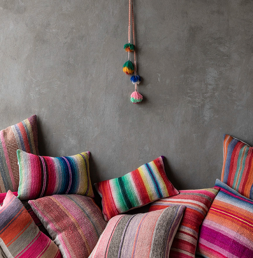 Intiearth_peruvian_colorful_frazada_pillows_ss24