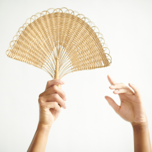 Intiearth Amazon Jungle Straw hand fan