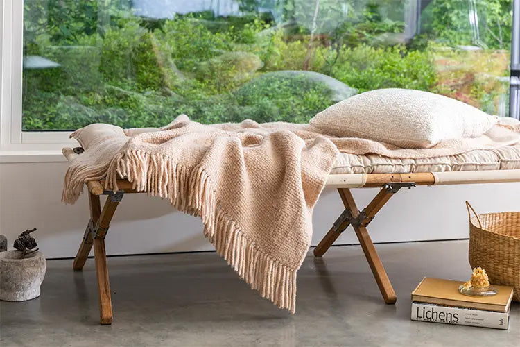 Intiearth Hand Loomed Alpaca Wool Plush Blanket