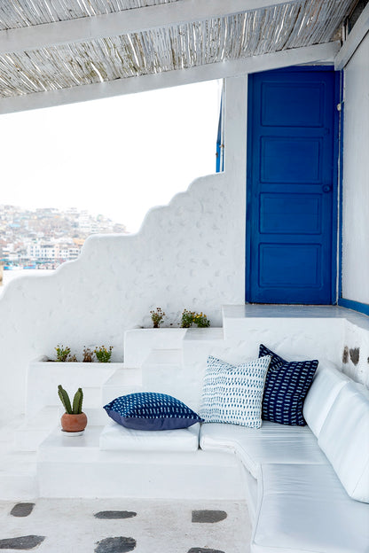 Intiearth_Peruvian_Ikat_Pillow_Indigo_Blue_Door_SS25copy