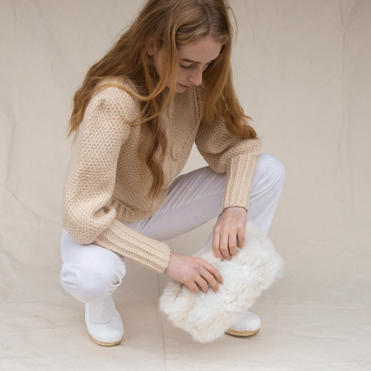 Intiearth Alpaca Fur Clutch champagne