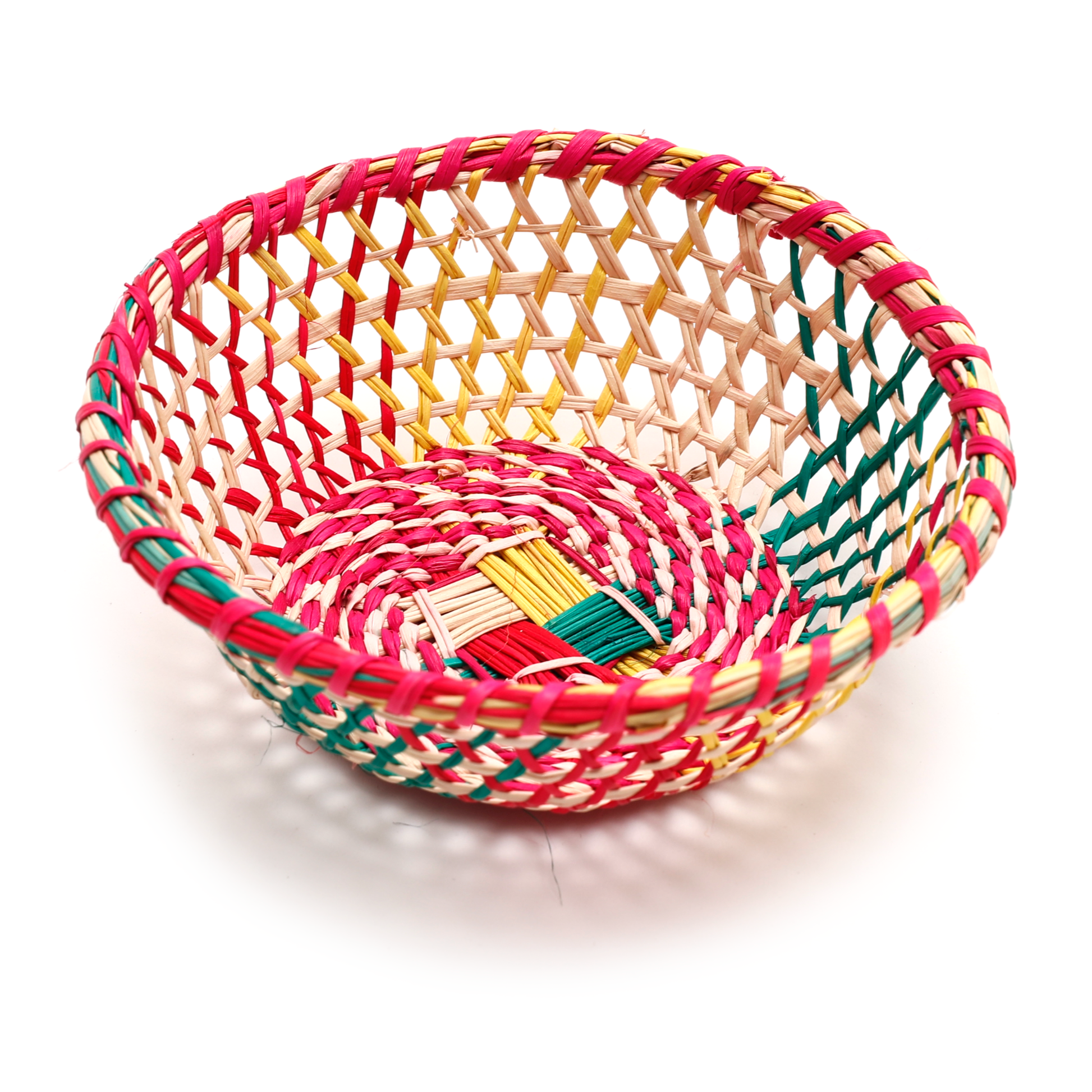Intiearth-small-colorful-straw-storage-baskets 2