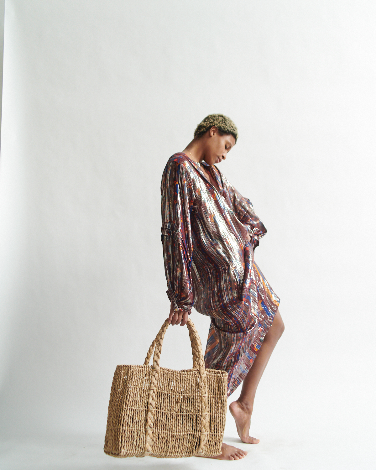 Intiearth inea straw market beach basket with braid detail