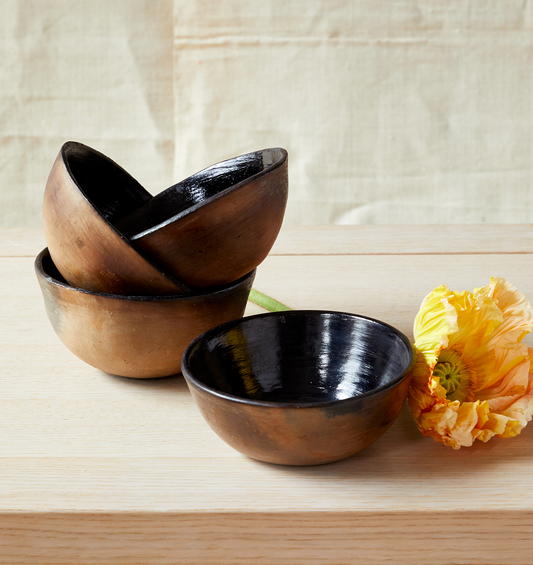 Intiearth Awajun Amazon pottery bowl